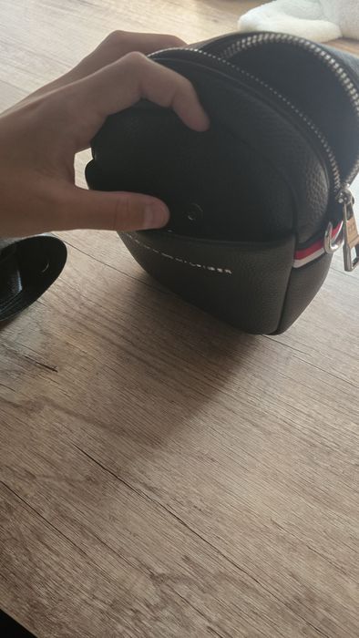 Продам барсетку кожа