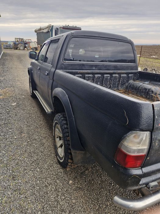Vand mitsubishi l 200