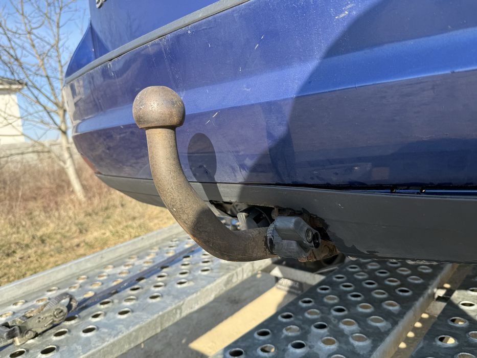 Dezmembrez Volvo V50 Facelift - 1.6 Diesel  si 2.0 Diesel