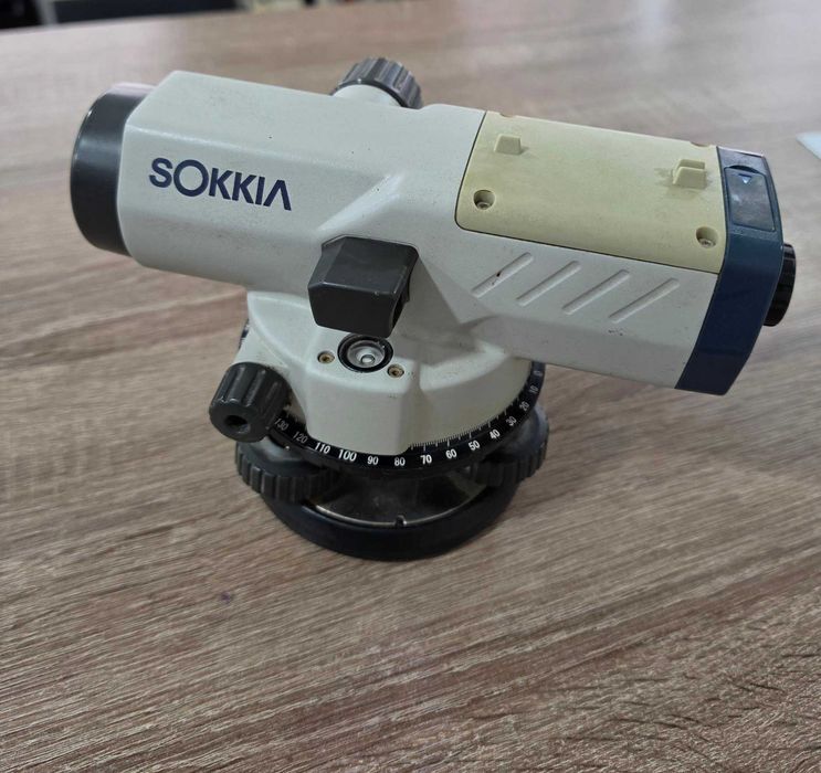Оптичен нивелир SOKKIA B40