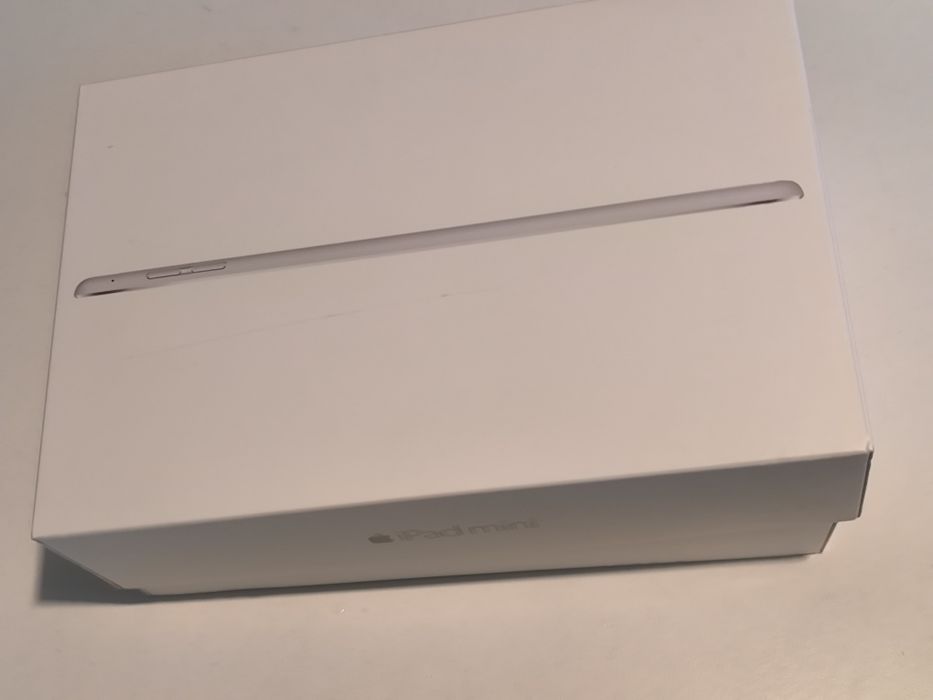 2 бр. iPad 4 mini розов и сив