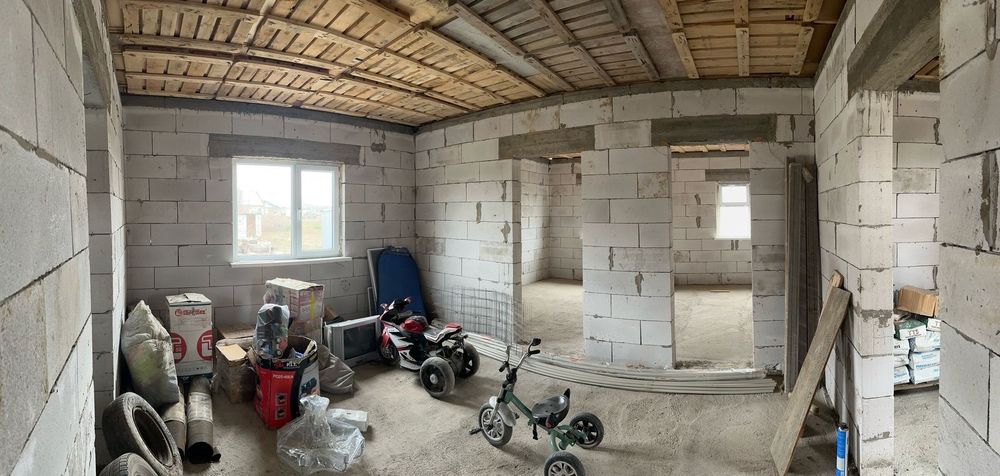 Участок с времянкой