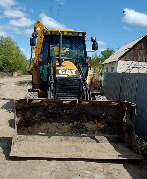 Услуги экскаватора-погрузчика 3 в 1