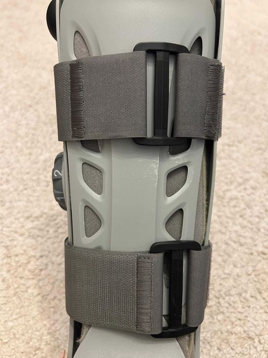 Vand orteza profesionala AIRCAST picior marime 36-39 purtata o luna