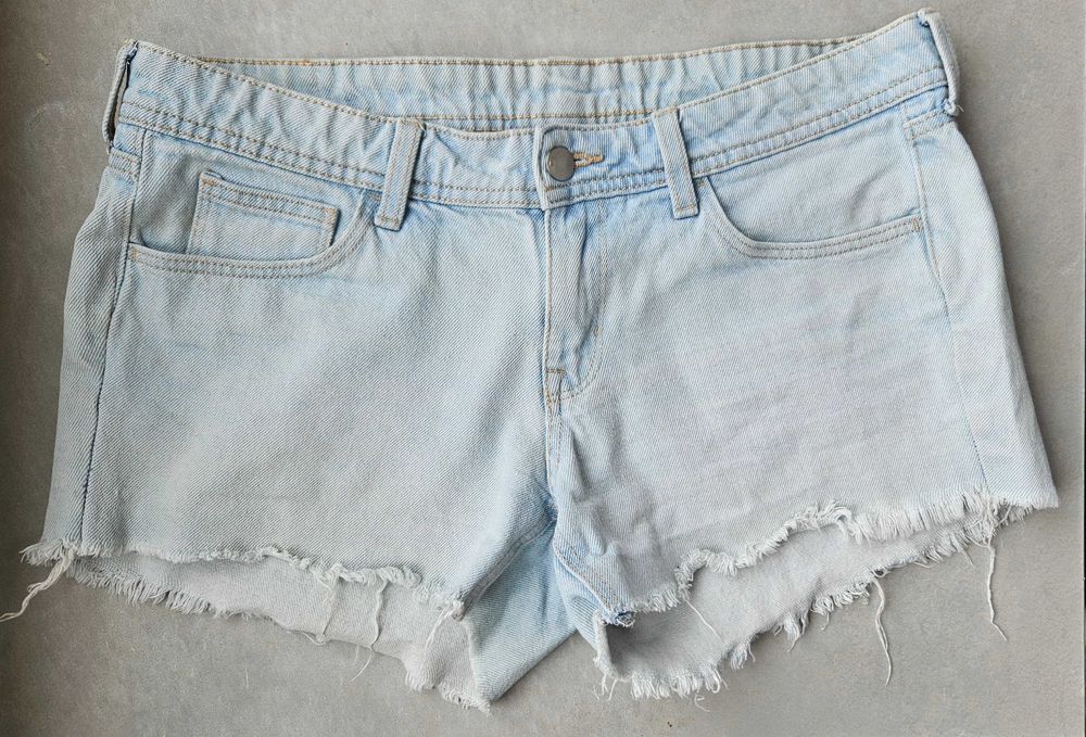 3 броя къси панталони H&M за 10лв общо