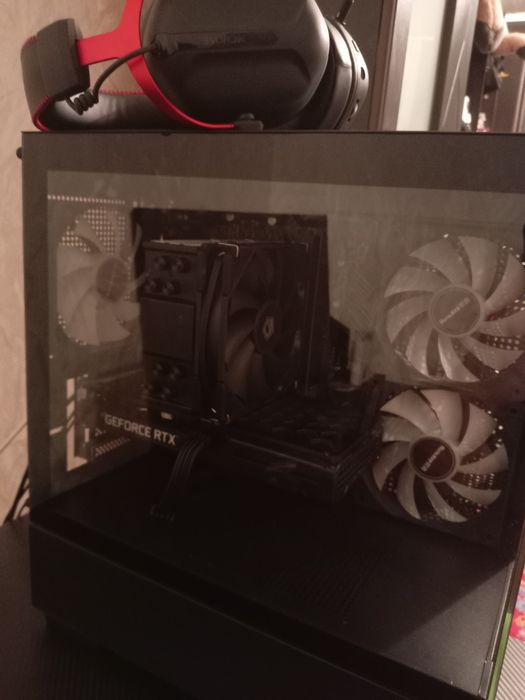 Продам материнку gigabyte h510 s2