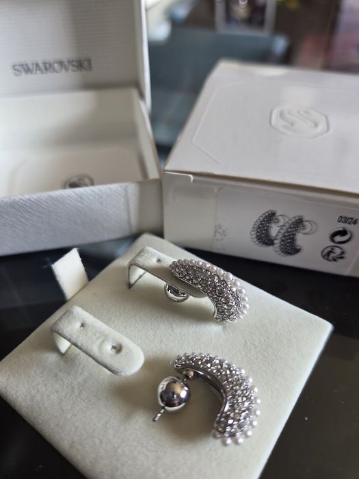 Нов сет "Swarovski"