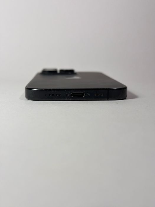 iPhone 16 Pro | 90% | Black Titanium | 256GB