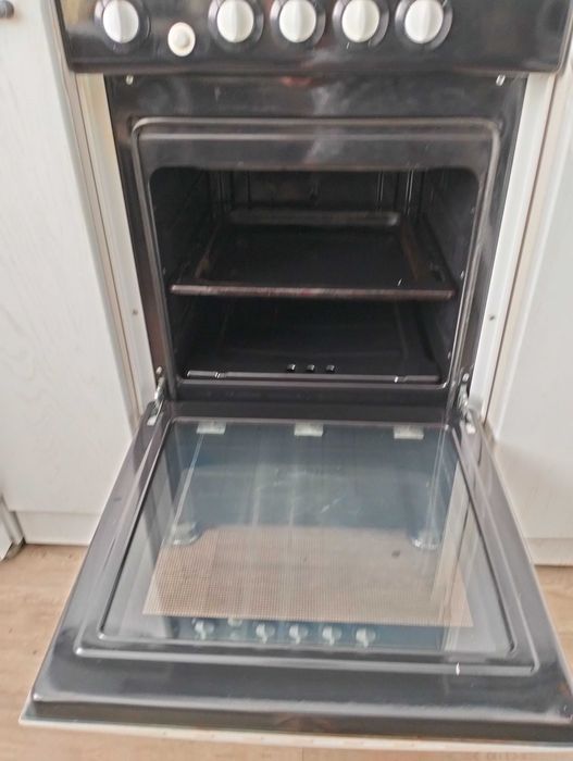 Продам плиту электрическую