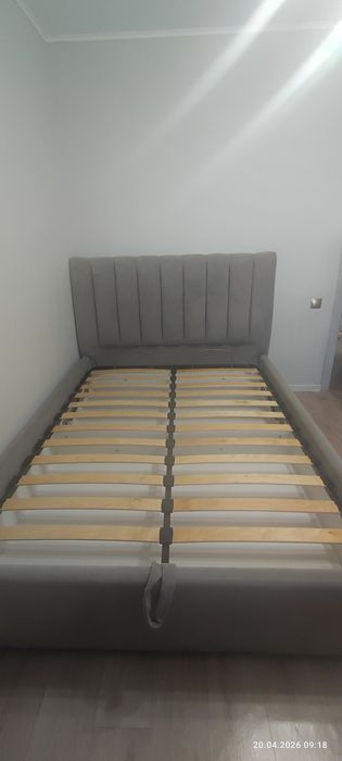 Продаётся кровать в отличном состоянии 
— Размер: 1.6×2.0
— Подъёмный