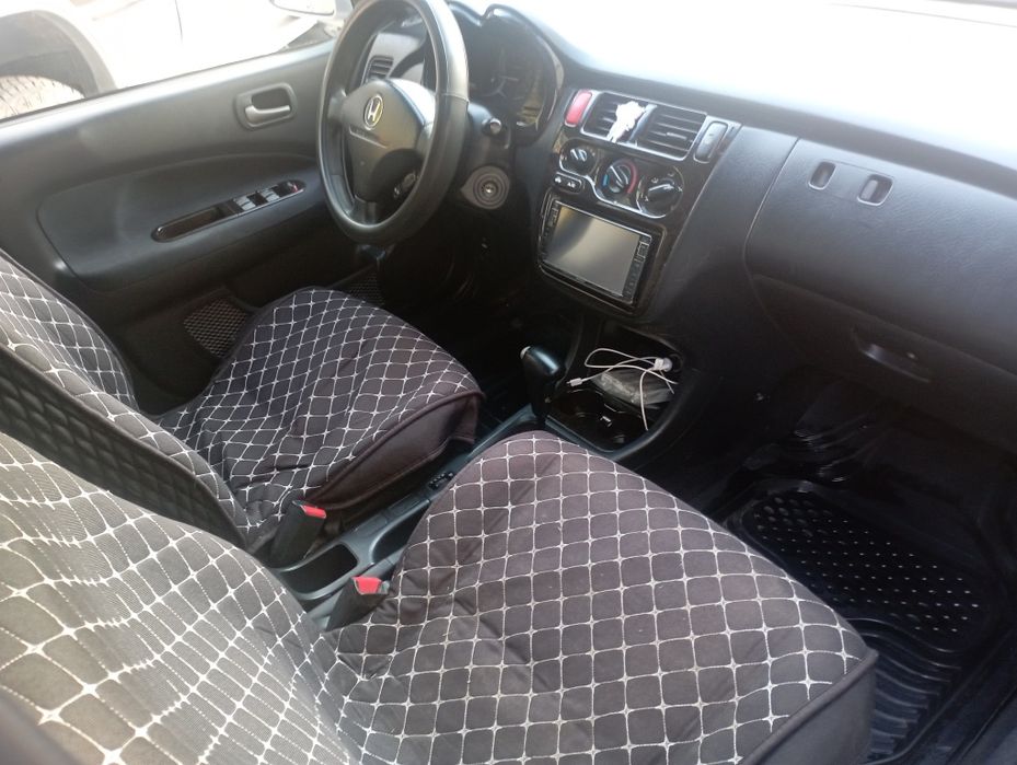 Продам машину Хонда