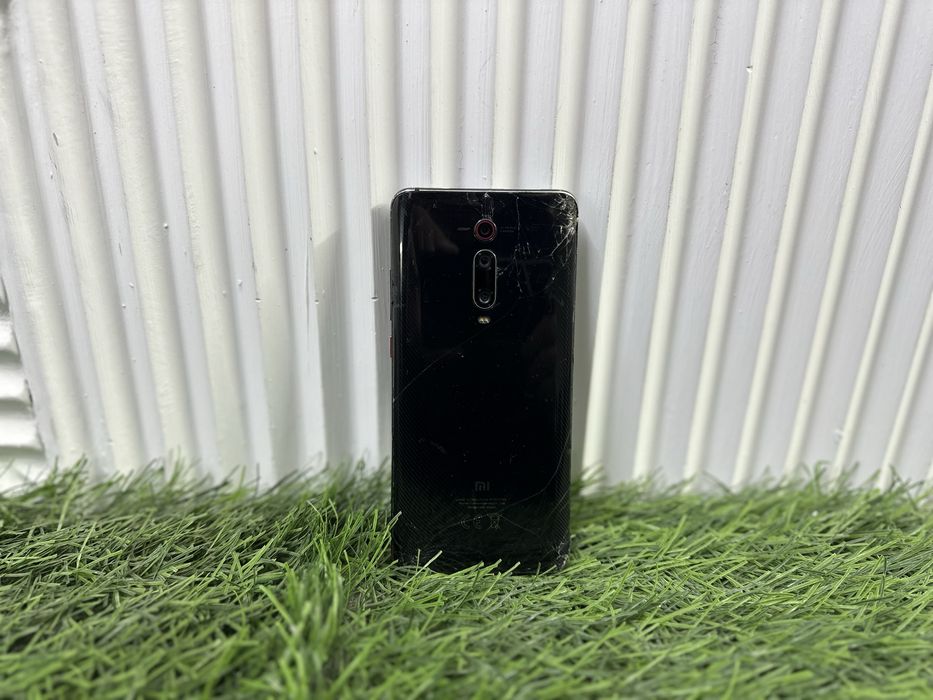 Телефон Mi 9T 64 гб