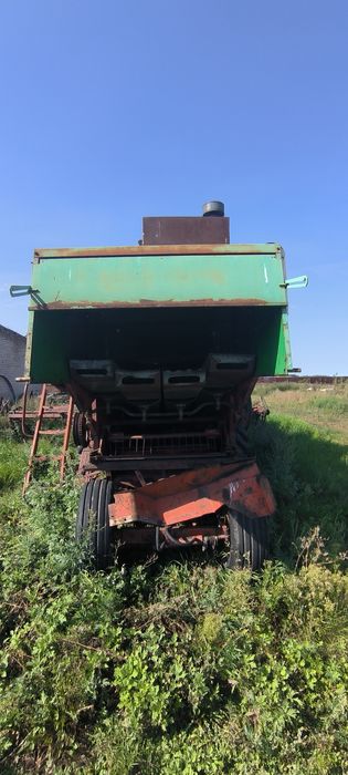 Продам комбайн Нива