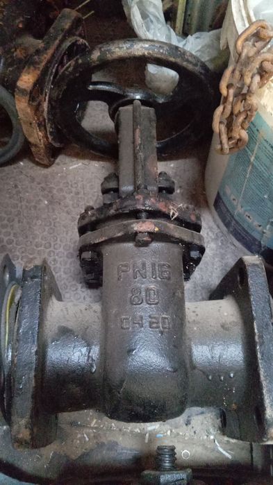 Винтелны краны флянцы