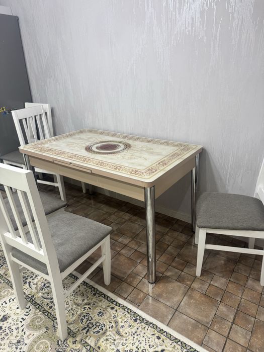 Продам стол со стульями