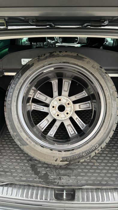 Запаска r19 от Kia Sportage