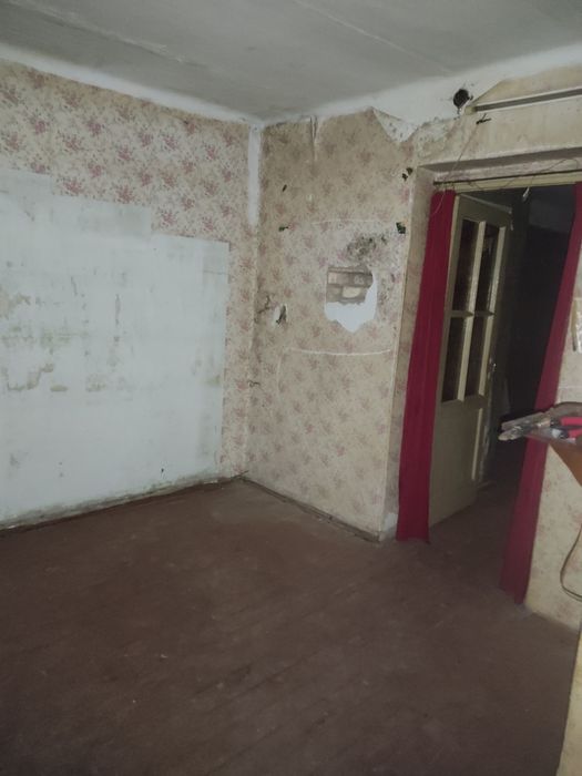 Продам 2 комнатную квартиру