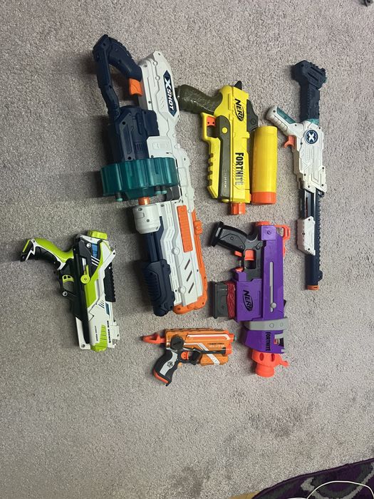 Jucarii Pusca si pistoale NERF