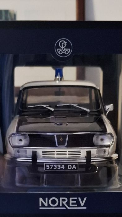 Reanult 12 POLICE, NOREV, 1:18 NOU