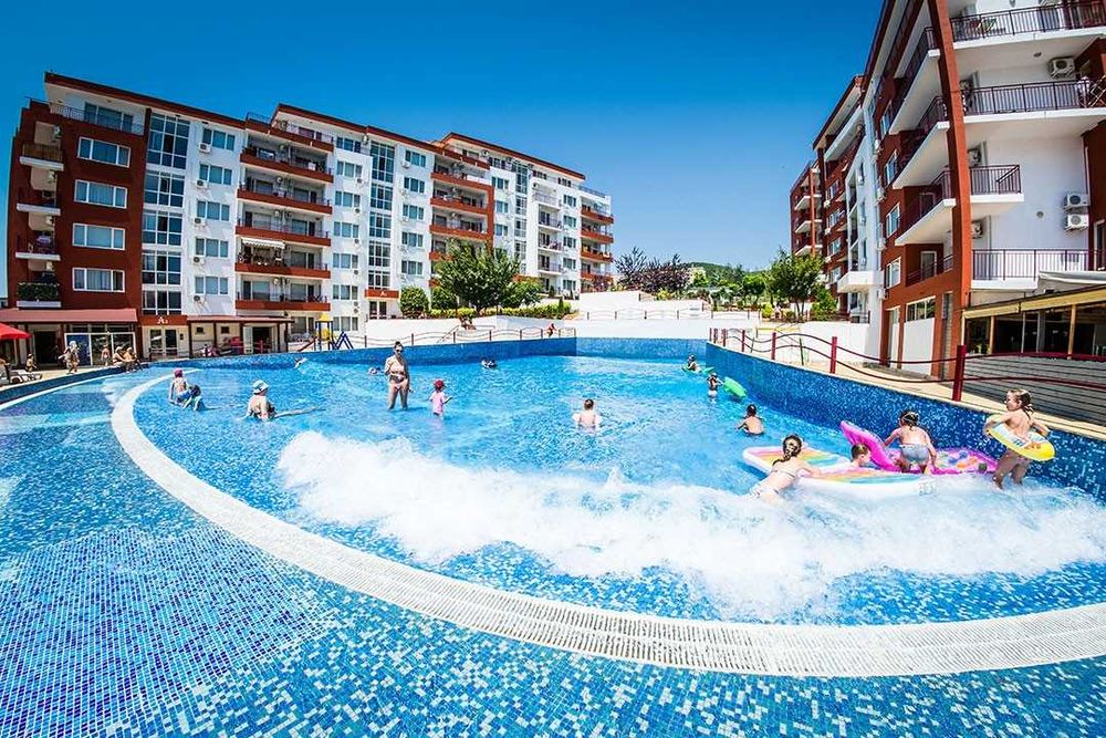 Продава се Двустаен апартамент в Свети Влас - 70 кв.м за 685 €/кв.м - Снимка #12