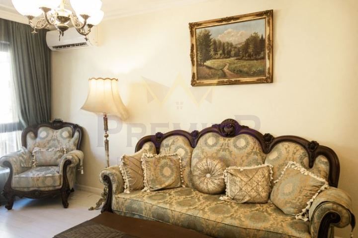 Дава се под наем Двустаен апартамент в Варна, Център - 82 кв.м за 1000 € - Снимка #4