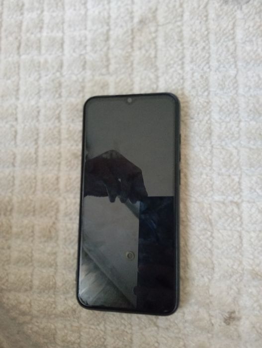 Телефон сатылады