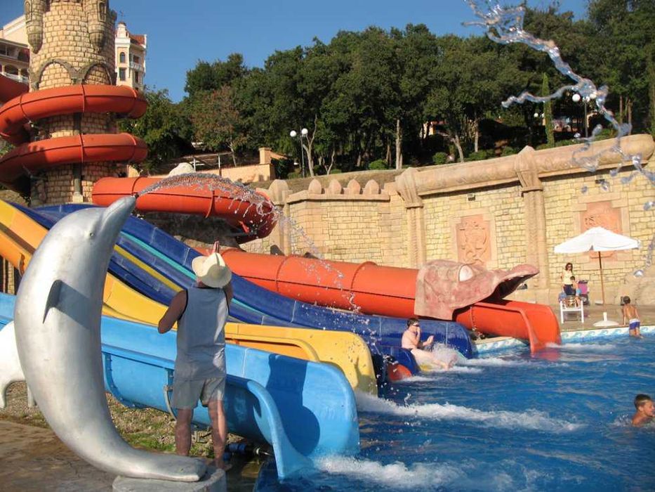 Продава се Къща в к.к. Елените - 217 кв.м за 1452 €/кв.м - Снимка #19