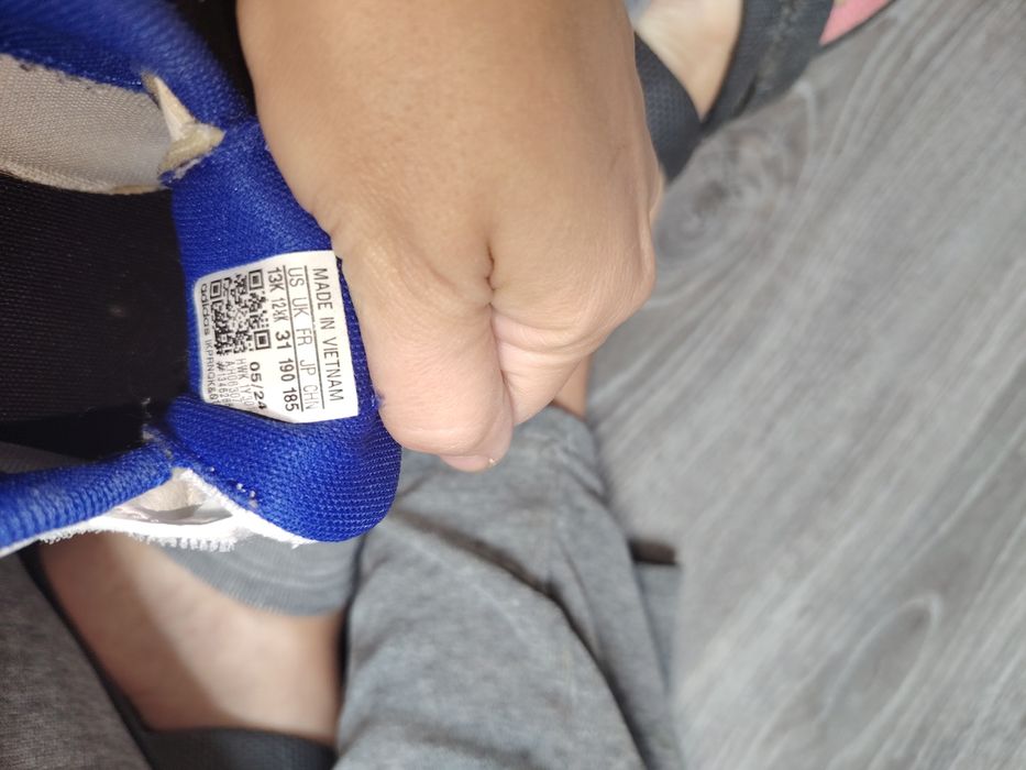 Adidasi adidas 31