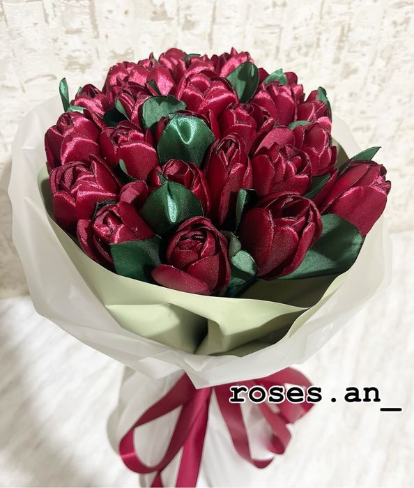 Атласные розы, пионы, тюльпаны