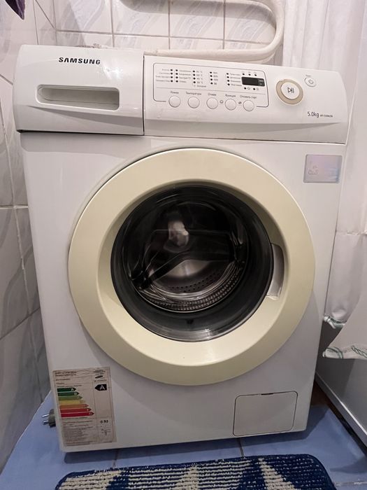 Продам стиральную машину