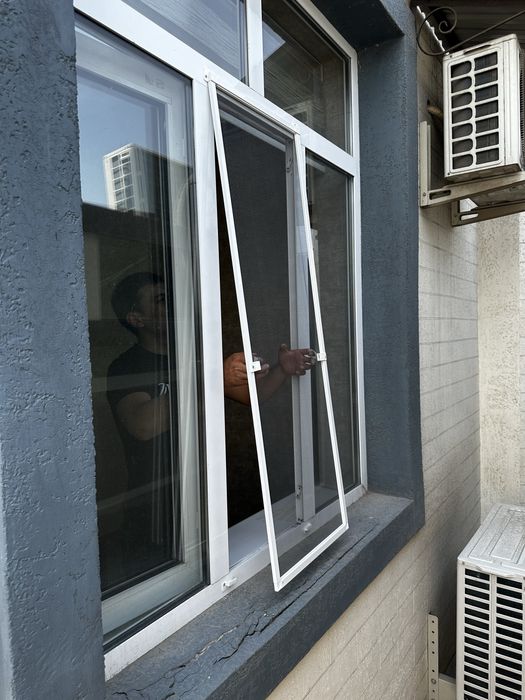 Москитные сетки на окна и двери — Замер сегодня, установка завтра!