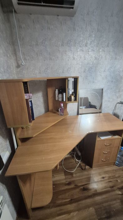 Продам шкаф, стол и диван раскладной