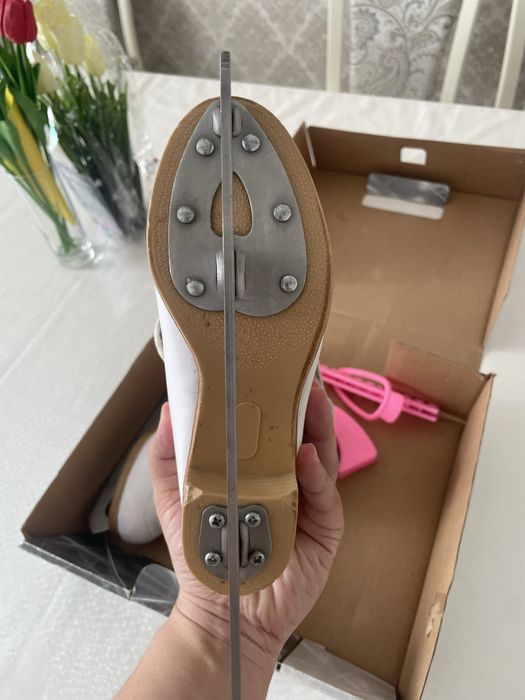 Продам коньки Jackson