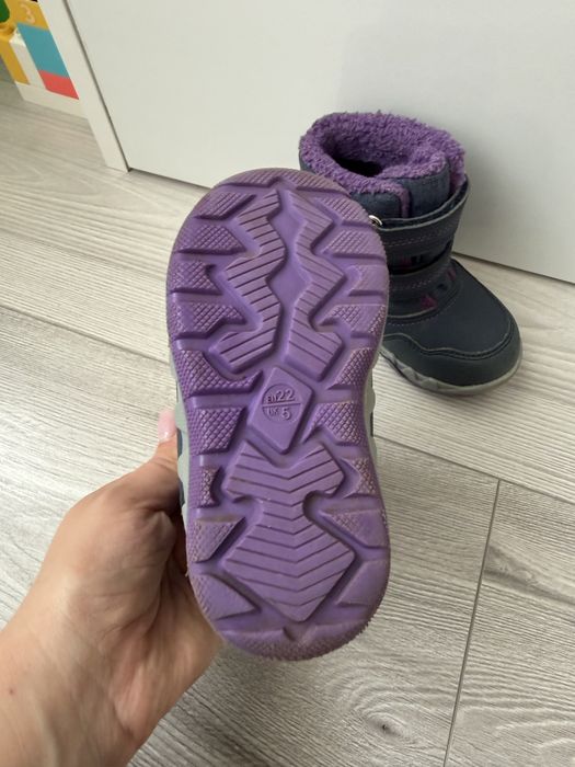 Ботушки за момиче 22 номер