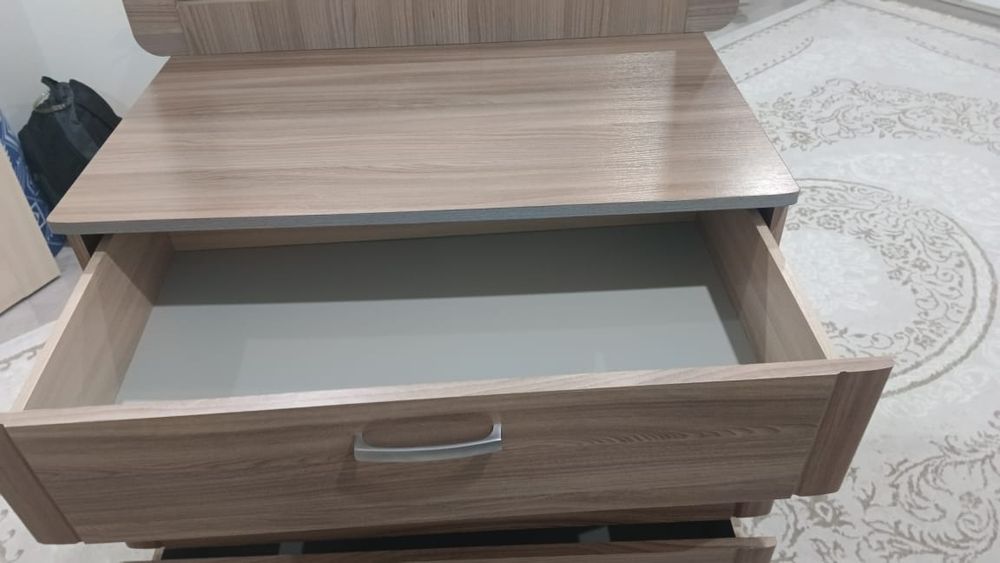 Комод в хорошем состоянии