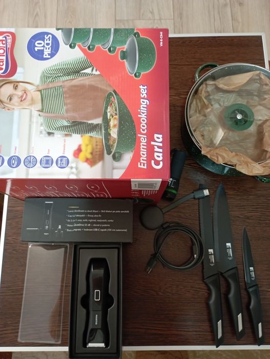 Mașină de tuns și bărbierit ,set de oale și cuțite, Google Chrome craf