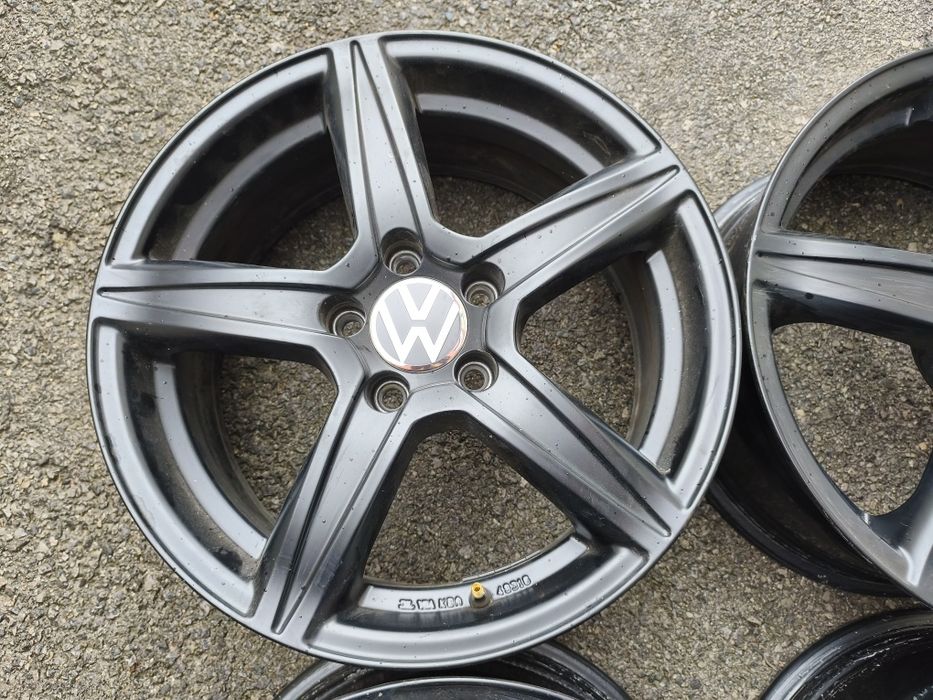 Фолксваген/VW - 17 цола 5x112; 4 бр. Черни лети джанти