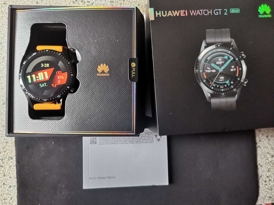 Смарт часовник Huawei GT2