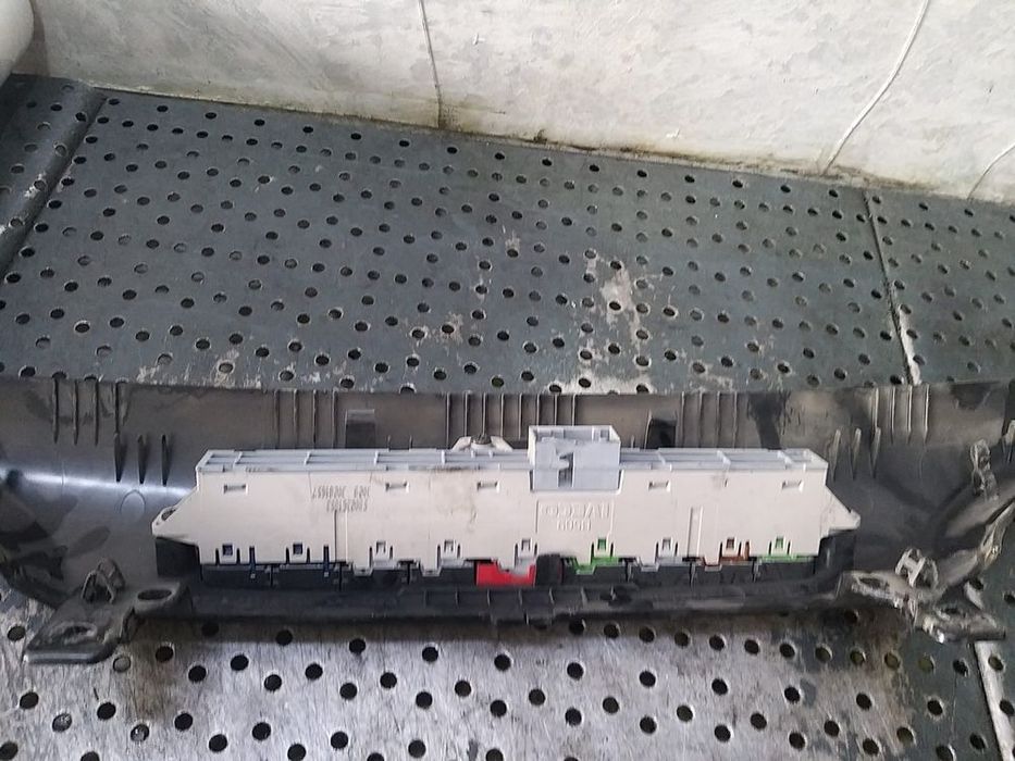 Panou butoane bord iveco daily 6 5802361853
