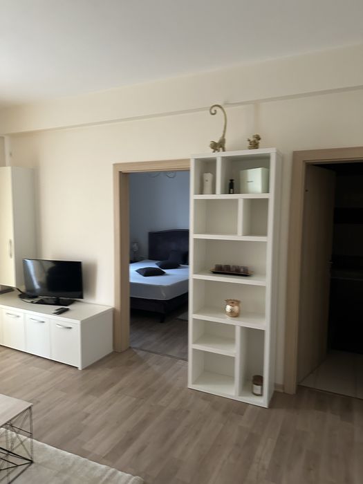 Inchiriez apartament Lipivei 50 mp