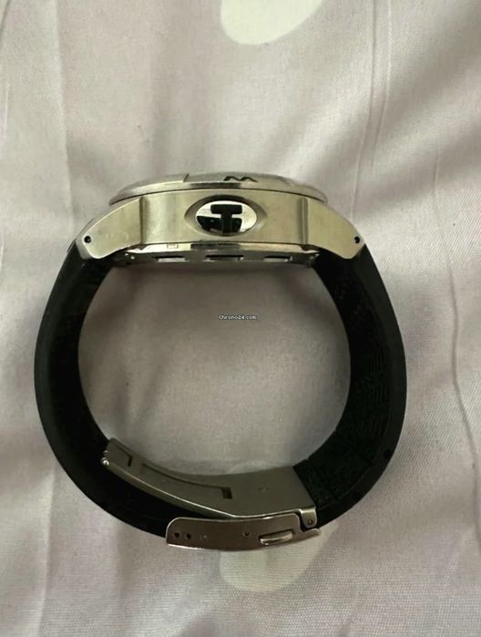 TISSOT  T touch  titan