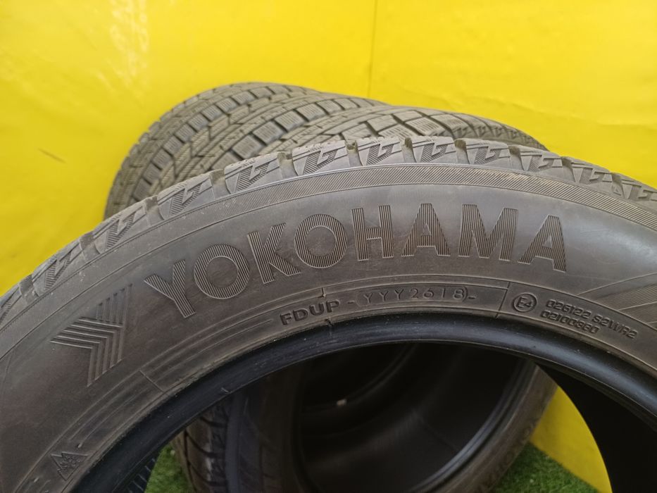 Шины 225 55 R17 YOKOHAMA комплект