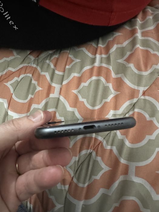 Iphone 11 64 Gb.