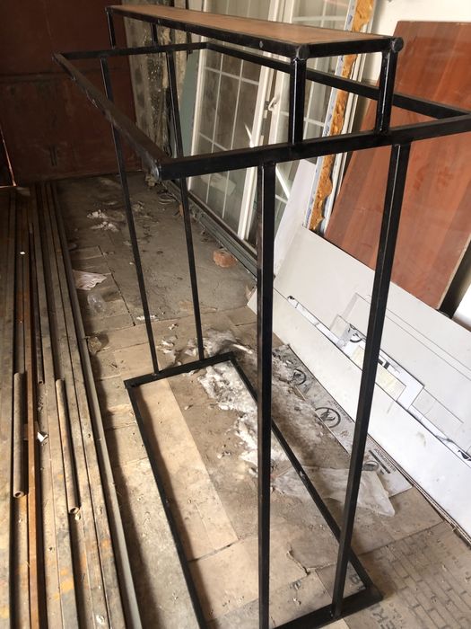 Продам удобную вешалку для вещей!