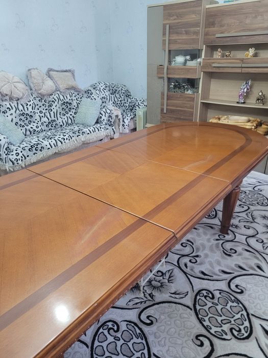 Продам стол со стульями