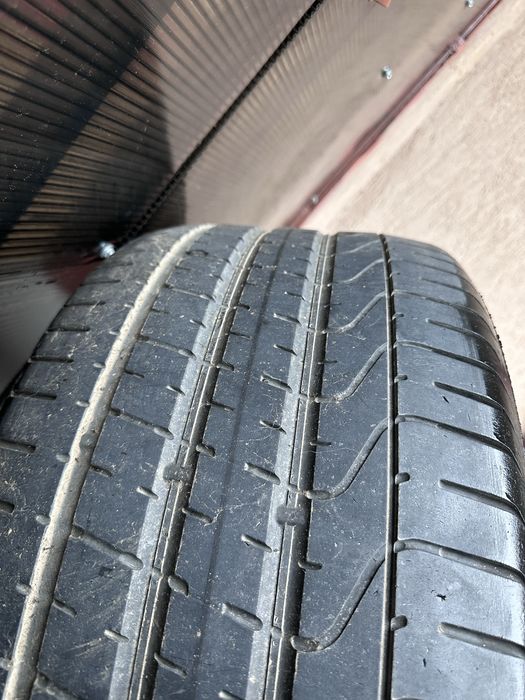 Anvelope vara Pirelli P Zero 265/40/21 si 295/35/21