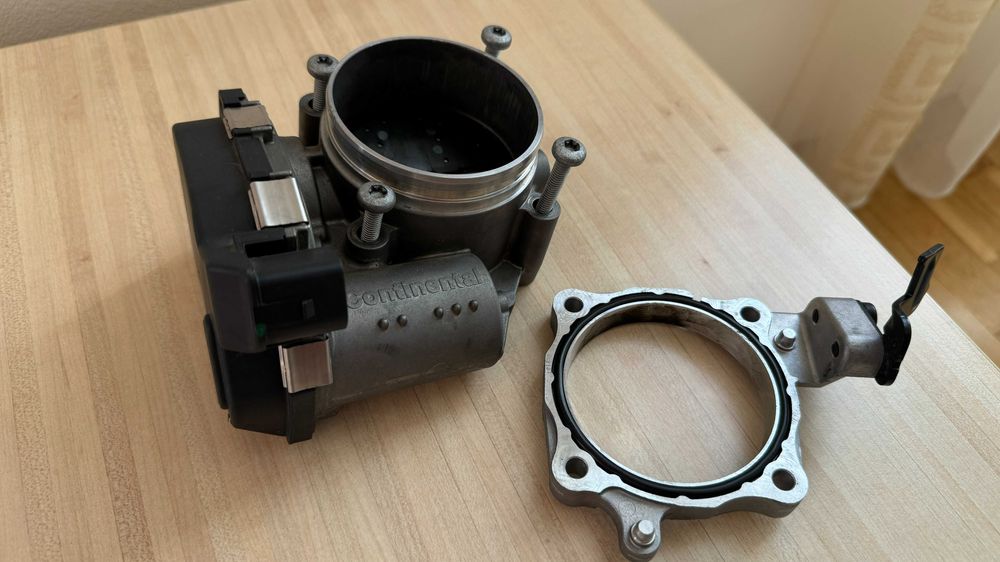 За Ауди А6 пружини,оборудване врата,дросел,демпфер,гърнета,мигачи др.