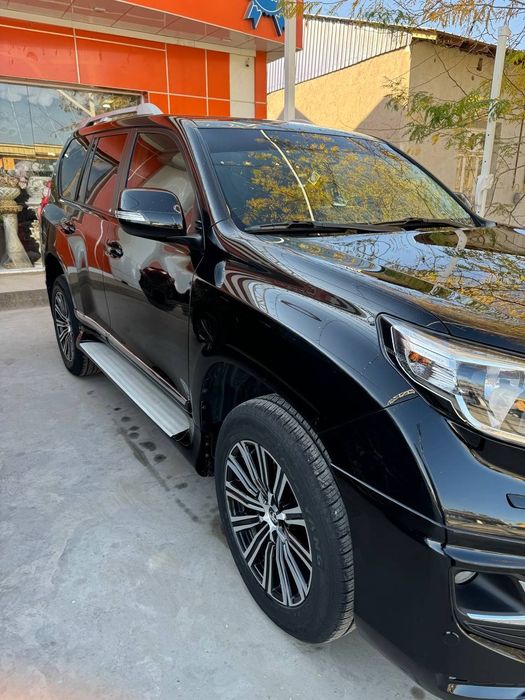 Тайота Прадо 2017 йил