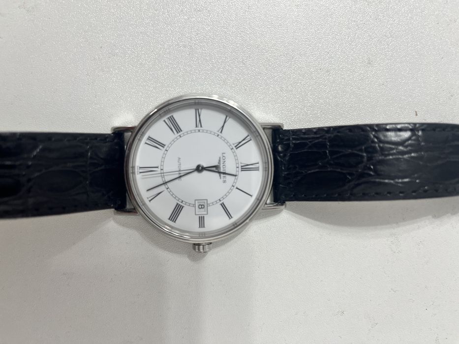 Часы Longines Presence