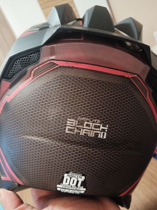 Каска ICON Аirflite